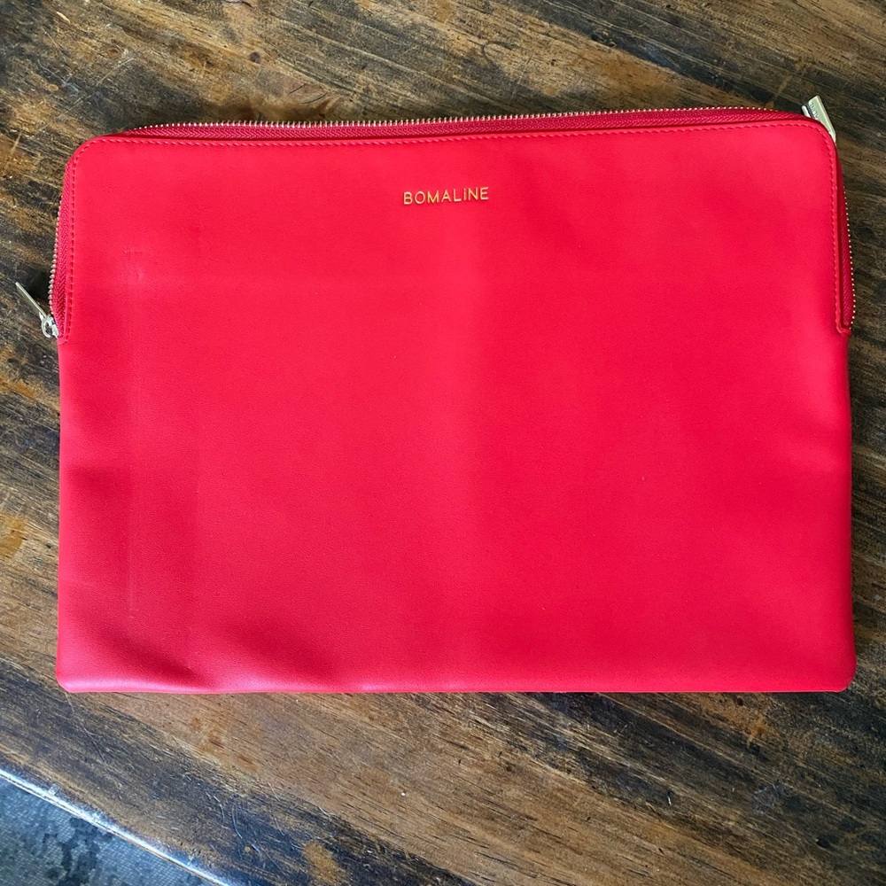 Red Clutch